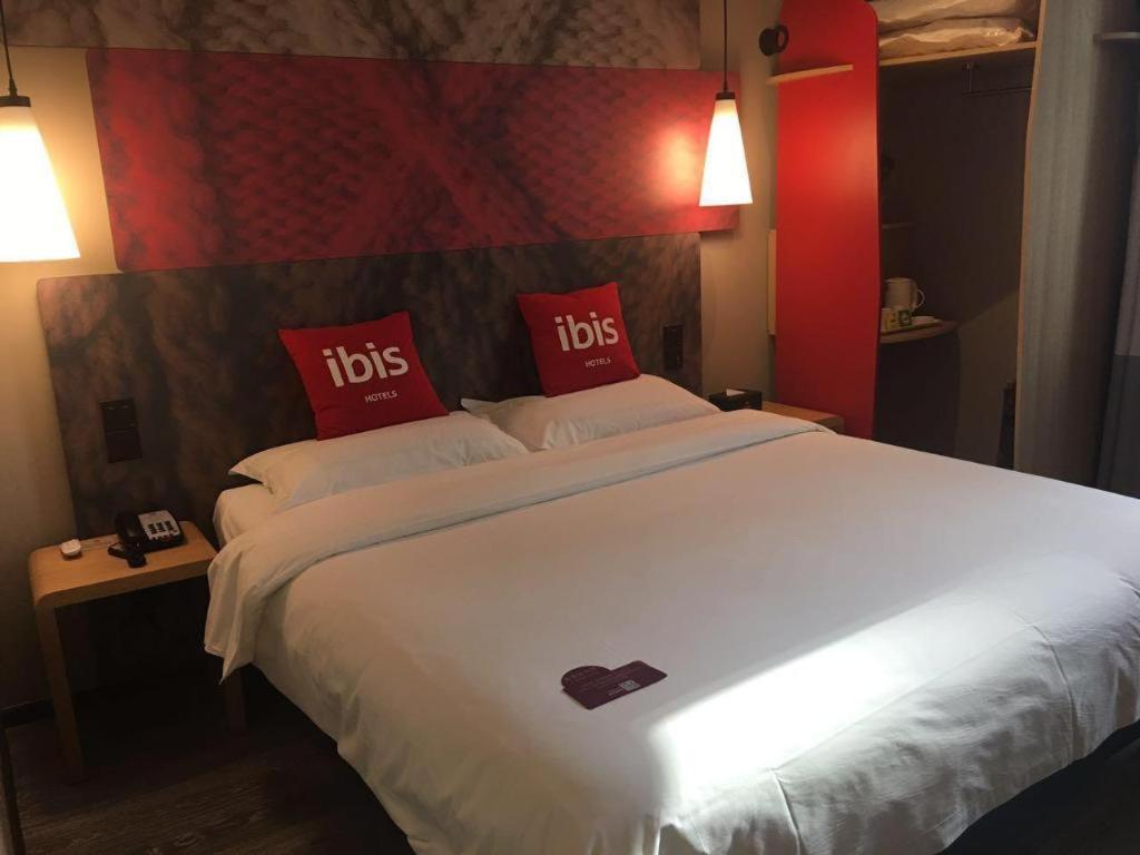 Hotel Ibis Shenyang North Station Exterior foto