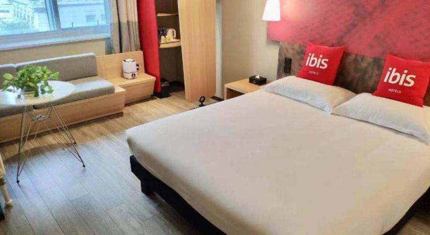 Hotel Ibis Shenyang North Station Exterior foto
