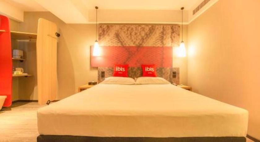 Hotel Ibis Shenyang North Station Exterior foto