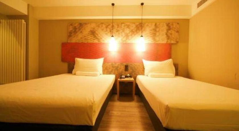Hotel Ibis Shenyang North Station Exterior foto