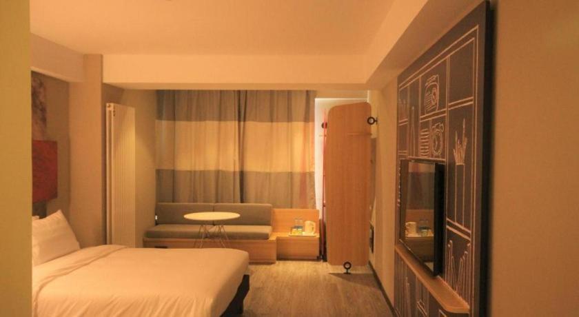 Hotel Ibis Shenyang North Station Exterior foto