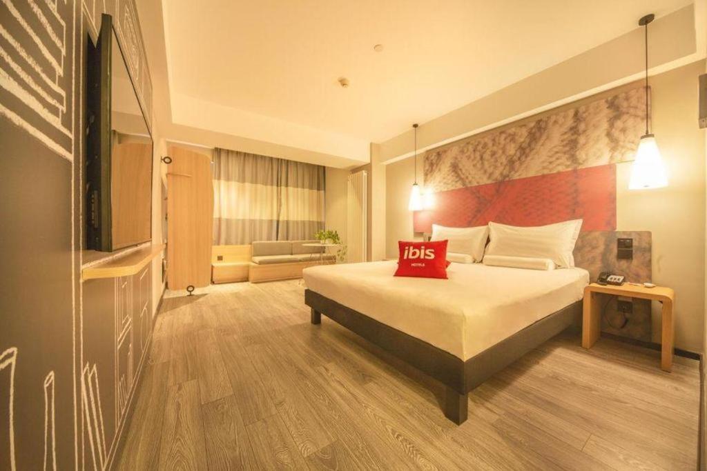 Hotel Ibis Shenyang North Station Exterior foto