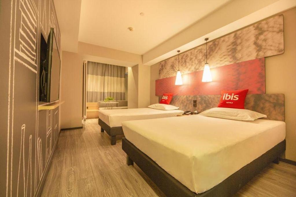 Hotel Ibis Shenyang North Station Exterior foto